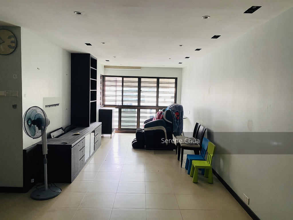 Toh Guan Road thumbnail photo